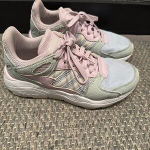 Adidas Crazy Chaos Cloudfoam Athletic Sneaker Shoes Pastel Pink & Cream Size 6